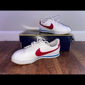 Nike classic Cortez white and red